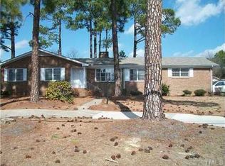 717 Carolina Dr, Dunn, NC 28334