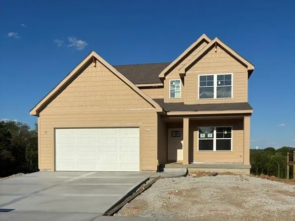 16192 Ryan Cir, Parkville, MO 64152