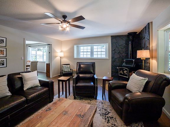 5th image of 23899 Sierra Pine Ave