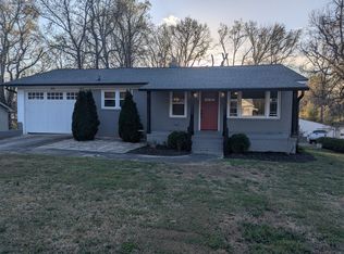 231 N Dill Ave, Greer, SC 29651