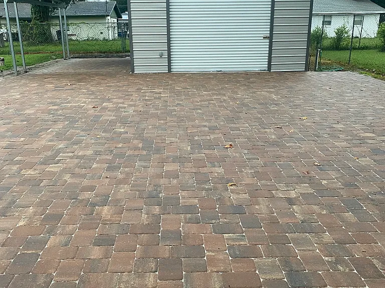 1150 Luke Ave — Photo 3