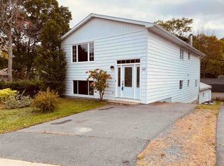 65 Williams Lake Rd, Halifax, NS B3P2M5