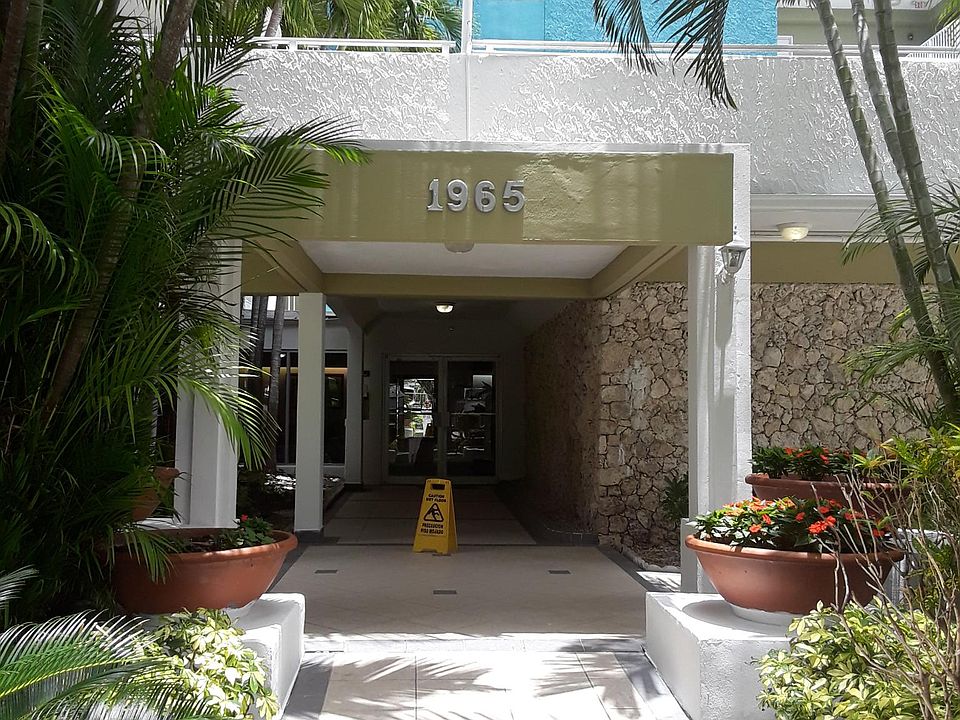1st image of 1955 NE 135th St APT 411
