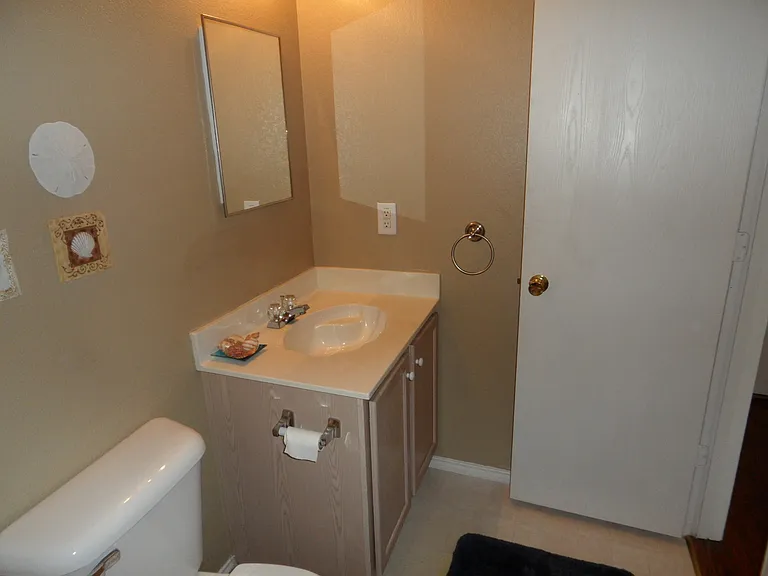 5225 Castle Cir — Photo 8