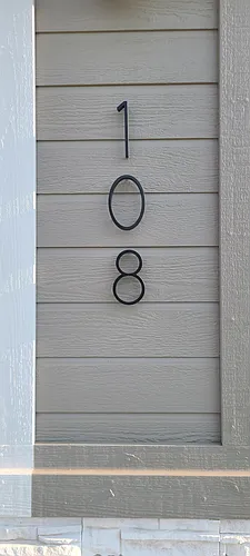 108 NE 3rd St Photo 1
