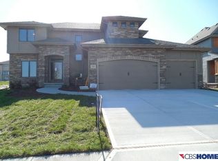 2403 N 177th St, Omaha, NE 68116