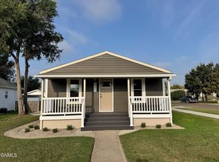 621 4th Ave W, Williston, ND 58801