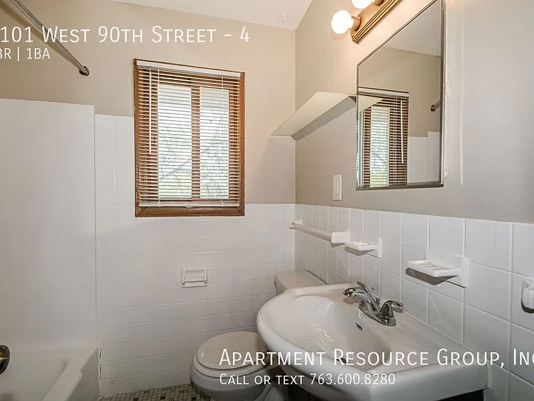 2101 W 90th St #4 — Photo 17
