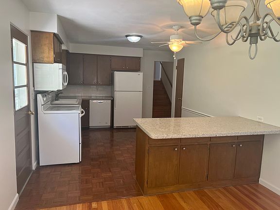 2nd image of 2210 Brookwood Dr