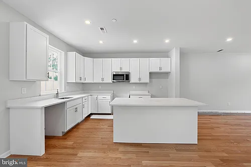 1 N Girard Ave #101 Photo 1