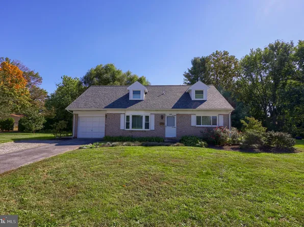 209 Skylark Rd, Lititz, PA 17543