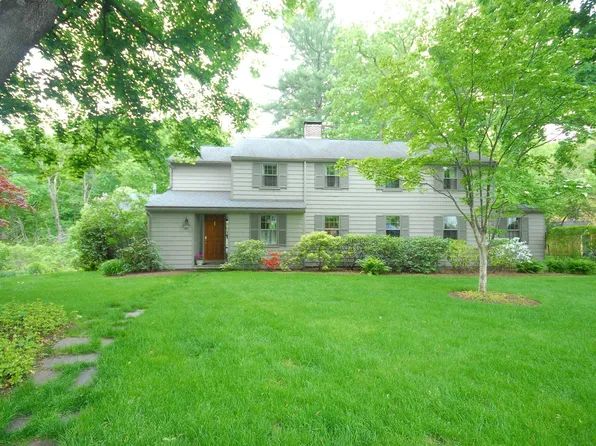 116 Martin Rd, Concord, MA 01742