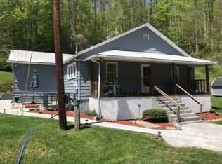 14532 Bull Run Rd, Coeburn, VA 24230
