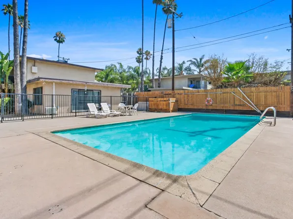 The Bahamas, 514 E Cypress St #15, Covina, CA 91723
