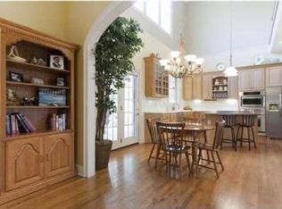 8904 Sunlight Ln, Chattanooga, TN 37421