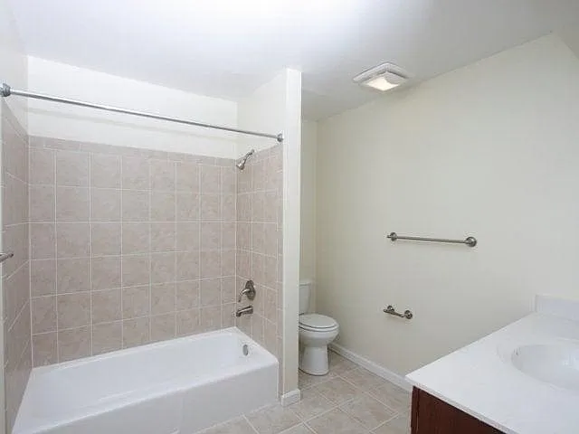 Morris Crossing Townhouses — Photo 10