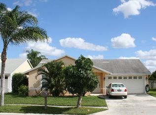 5309 Blueberry Hl, Lake Worth, FL 33463