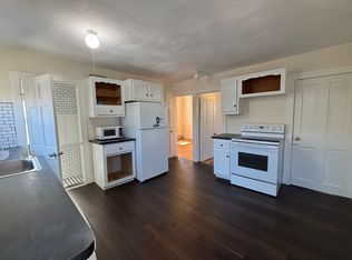 15 Simmons St #2, Newport, RI 02840