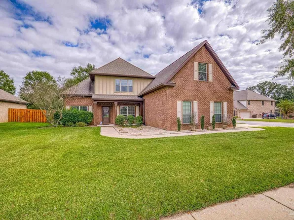 887 Legacy Oaks Dr, Pensacola, FL 32514