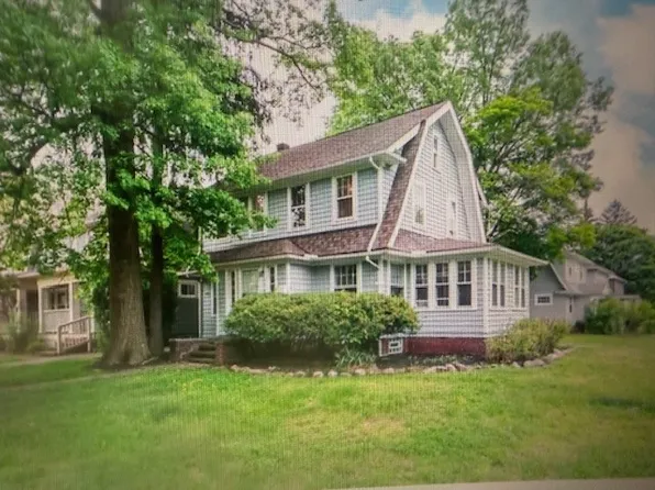 1509 Maple Rd, Cleveland Heights, OH 44121