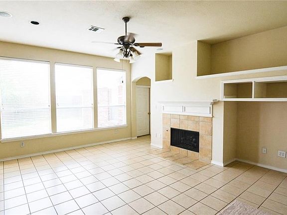 5th image of 3302 Edgebrook Ct