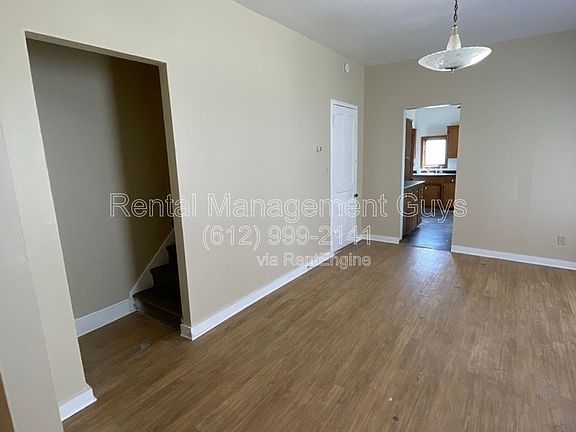 3rd image of 282 Page St E