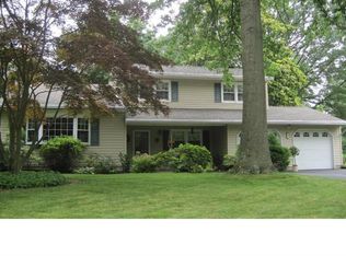 171 Oak Creek Rd, East Windsor, NJ 08520