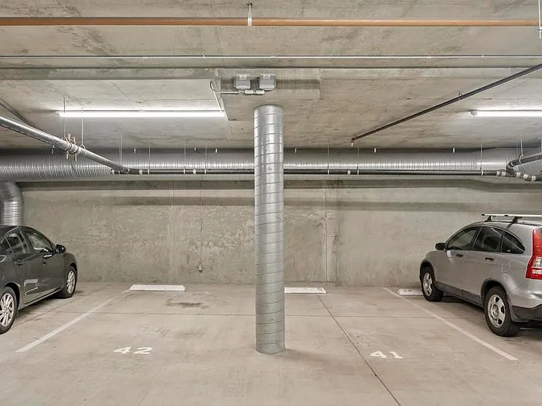 Underground and locked parking area for car and bicycles (#42)