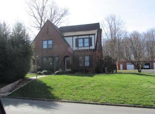 1010 Melrose Ave, Johnson City, TN 37601