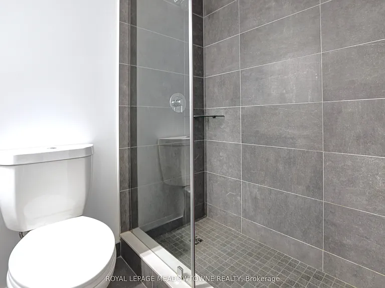 15 Glebe St #1304 — Photo 23
