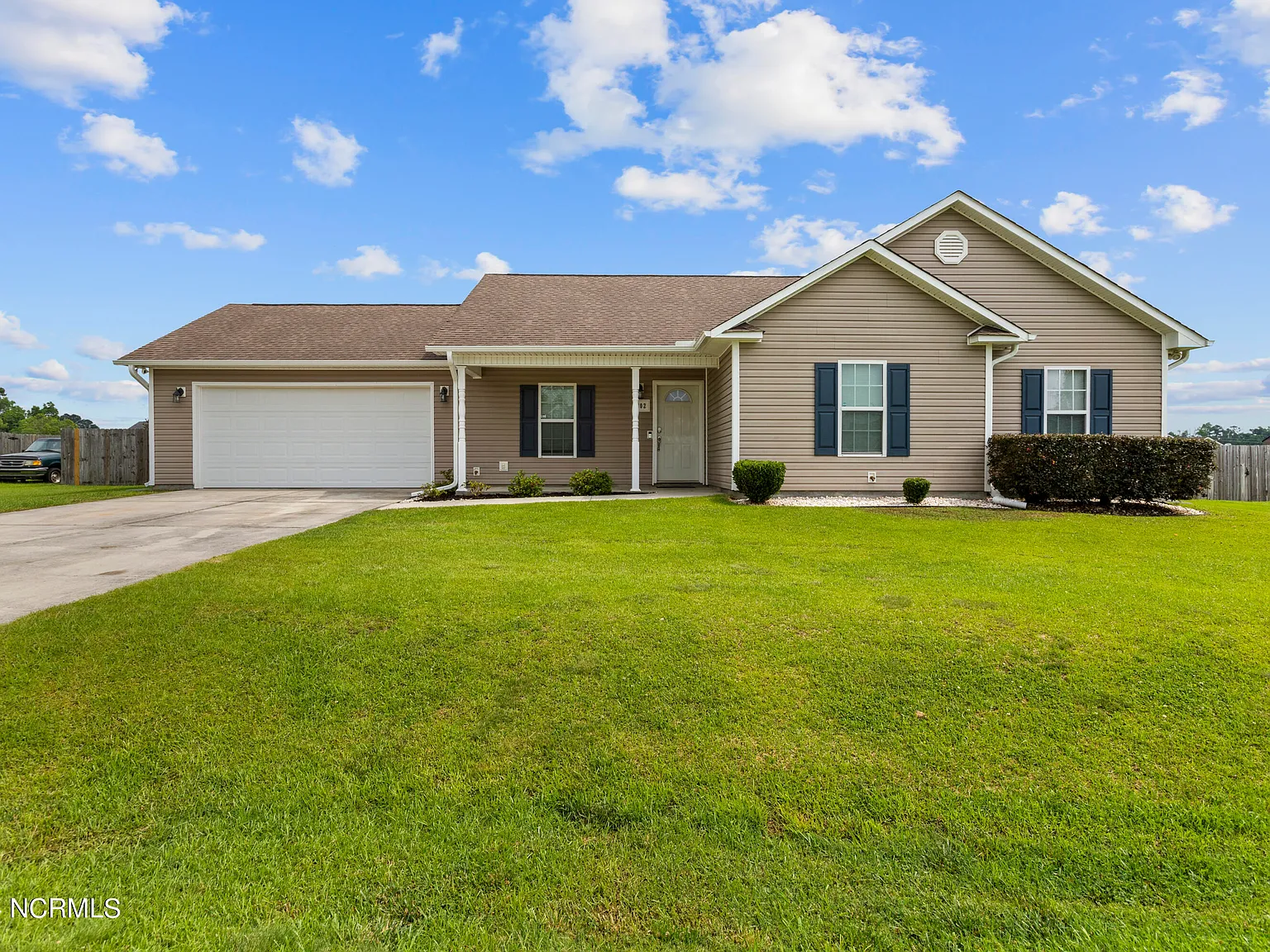 3 bed, 2.0 bath, $1,800 — Photo 1
