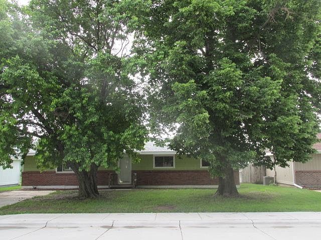 1st image of 1015 16th St