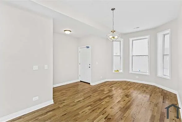 6348 S Langley Ave #1 — Photo 2