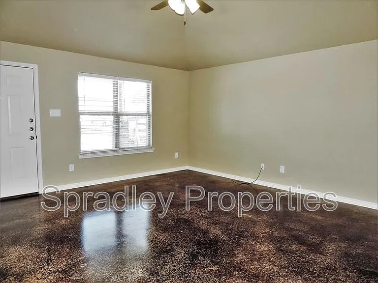 1518 Brazos Rd — Photo 5