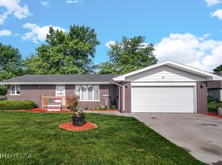 343 S Park Rd, Herscher, IL 60941