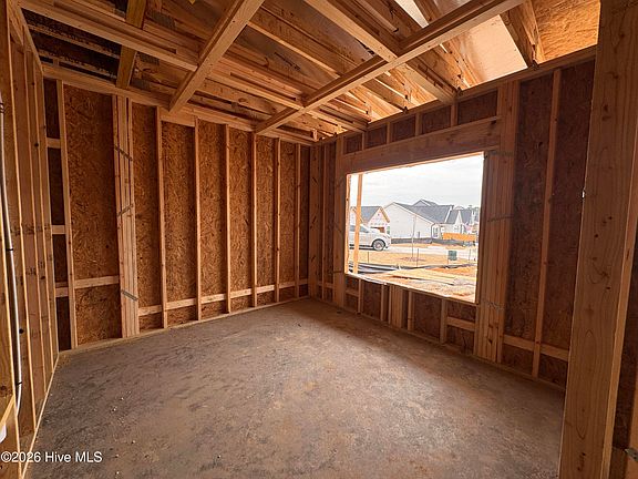 4th image of 298 Rough Ridge Trail #29