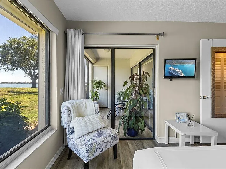 6104 Palma Del Mar Blvd S #102A — Photo 20
