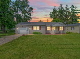 7 E Lynwood Blvd, Hillsdale, MI 49242
