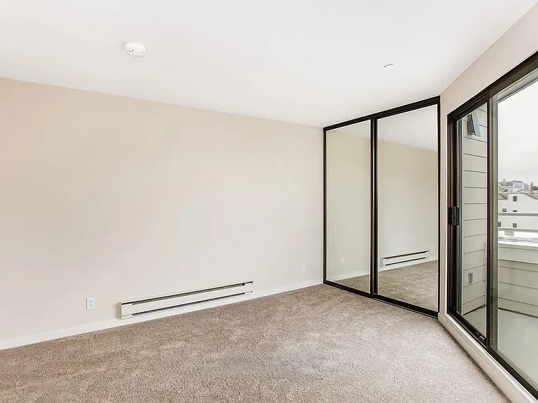 2185 Bush St #310 — Photo 15