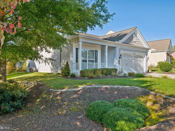 84 Denison St, Fredericksburg, VA 22406