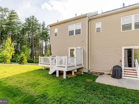 5th image of 6286 Newport Ct