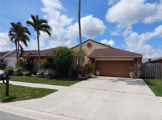 21007 Country Creek Dr, Boca Raton, FL 33428