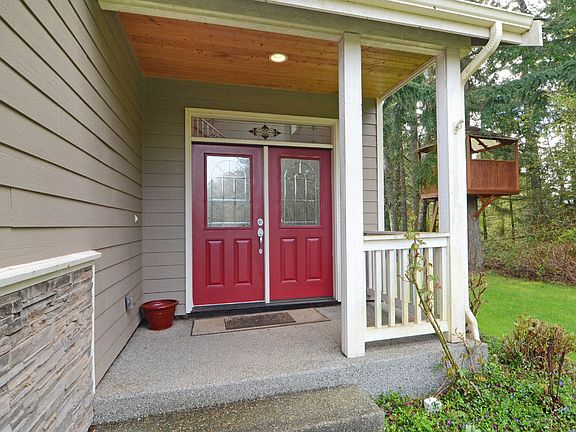 2nd image of 2415 NE Kevos Pond Dr