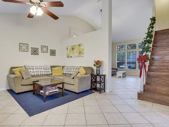 3rd image of 9326 Andersonville Ln