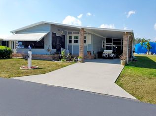 19736 Woodfield Cir #140, North Fort Myers, FL 33917