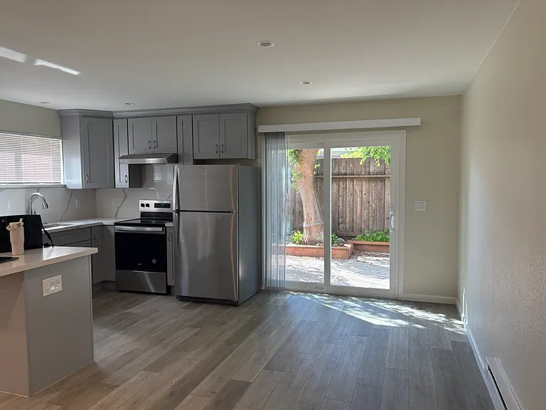 1017 Madera Ave #A — Photo 3