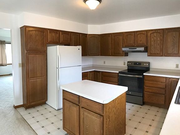 4th image of 1020 W Campus Dr