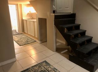 740 Cannon St E, Hamilton, ON L8L2G9