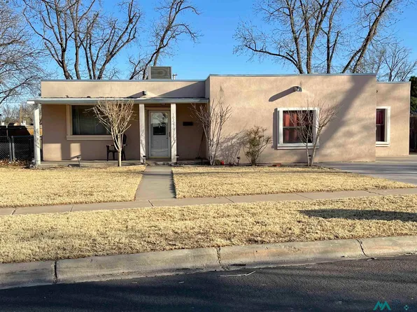 1026 N Francis St, Carlsbad, NM 88220