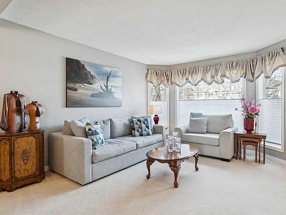 5th image of 420 W Rocky Ridge Bay NW